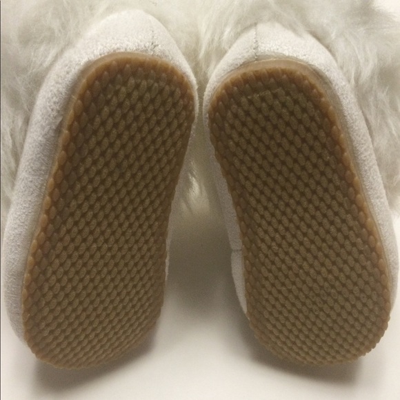 ADORABLE GYMBOREE MUK LUK FAUX FUR INFANT BOOTS - Picture 6 of 8